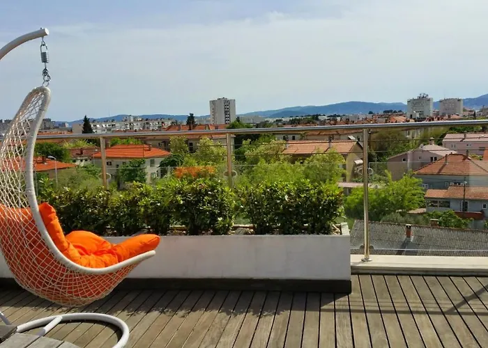 Zaralux Apartamento *
