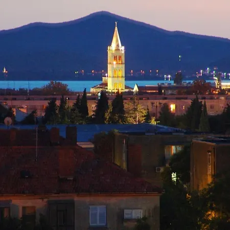 Zaralux Apartamento Zadar